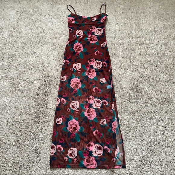 Olivaceous Strapless Brown Floral Maxi Dress - Picture 5 of 11